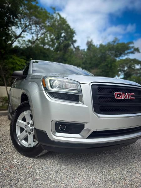 GMC Acadia