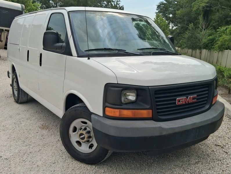 GMC Savana 2500 Cargo
