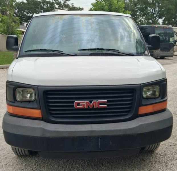 GMC Savana 2500 Cargo