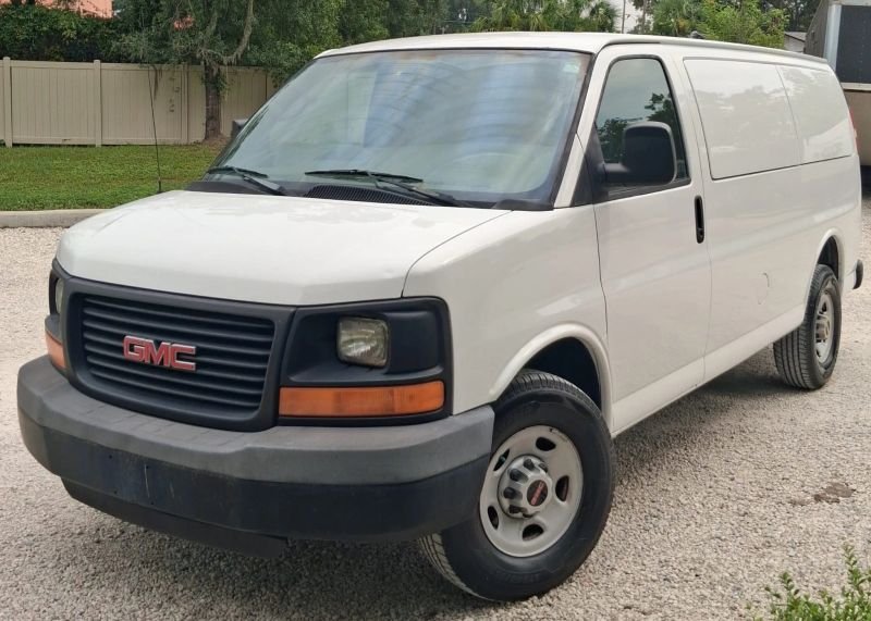 GMC Savana 2500 Cargo